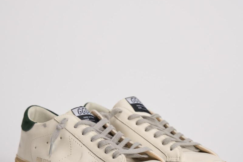 Sneakers super-star uomo GMF00105 F00753010502 GOLDEN GOOSE 