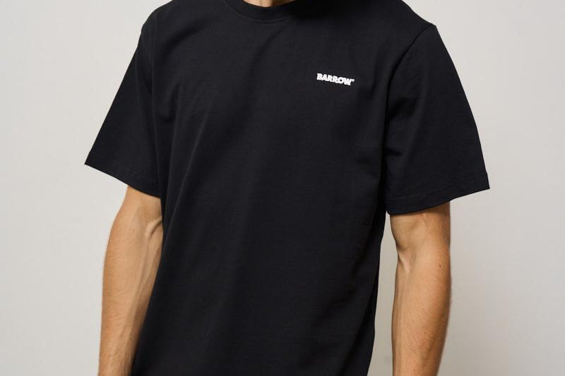 T-shirt uomo girocollo nera ATH084 110 BARROW 