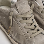 Sneakers donna Super-Star in suede grigio GWF00857 F00805915864 GOLDEN GOOSE 