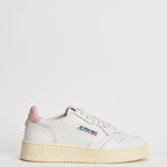 Sneakers Medalist Low donna bianca e rosa AULW LL16 AUTRY 