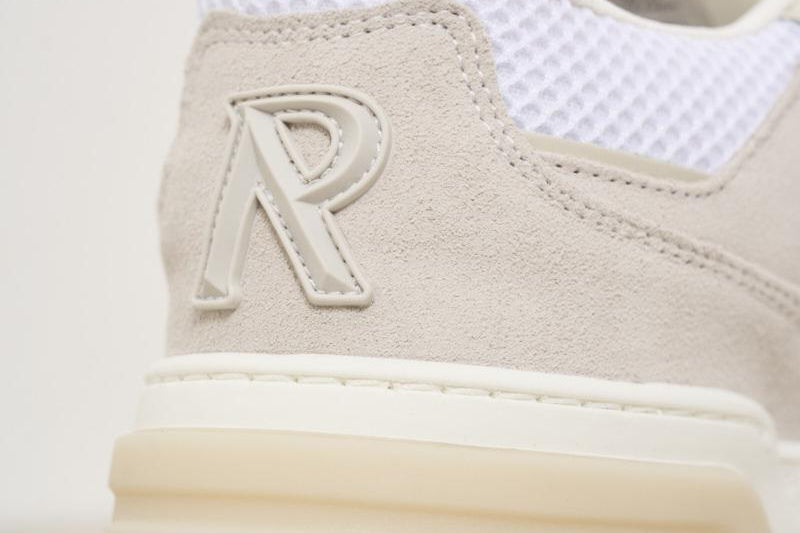 Sneakers uomo bianche e grigie MLM91183 27 REPRESENT 