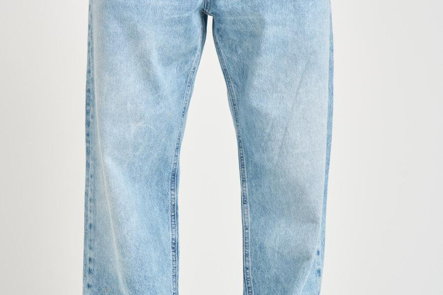 Jeans uomo in denim chiaro WILLECO ARIDBLUE ICON DENIM 