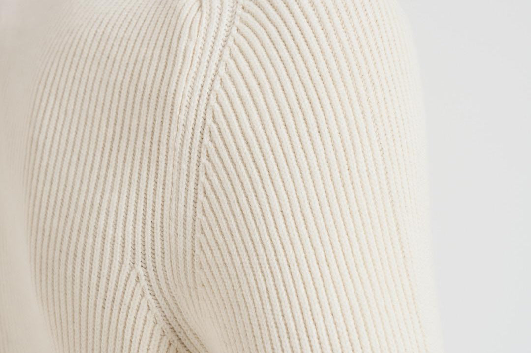 Maglione uomo girocollo a coste lunghe bianco MKN015A 00668A103 CP COMPANY 