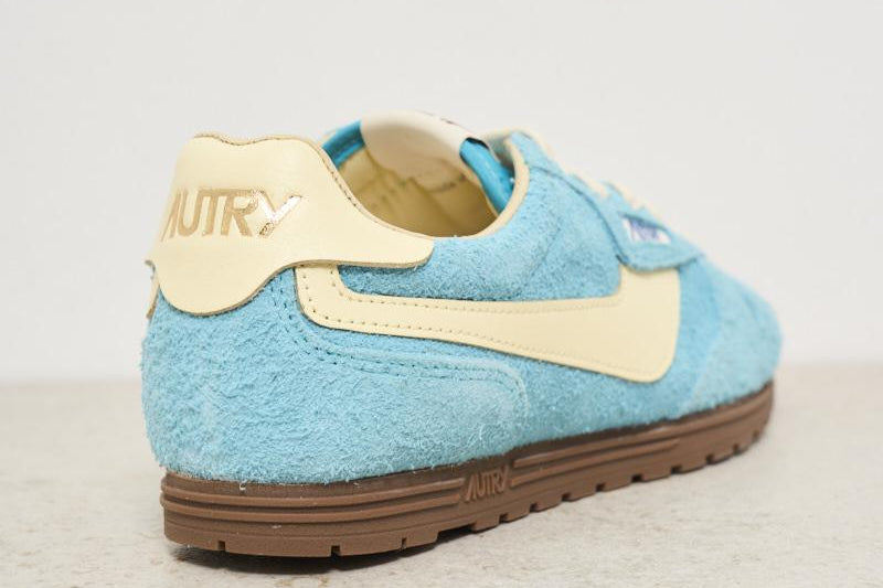 Sneakers donna Windspin in suede celeste SLWU B17 AUTRY 