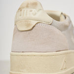 Sneakers uomo Super vintage panna e beige AVLM DA03 AUTRY 