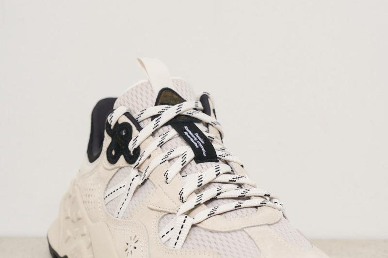 Sneakers uomo bianche nere 0N01U MESHOFFWHITE FLOWER MOUNTAIN 