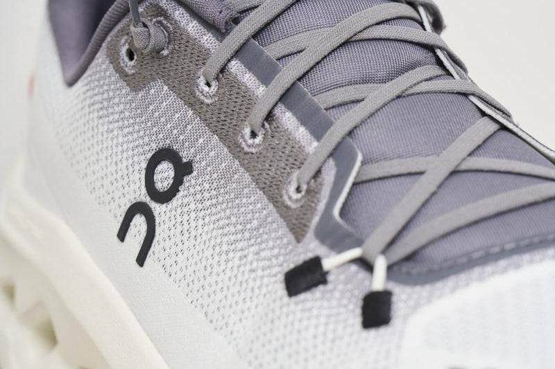 Sneakers uomo Cloudtilt bianche e grigie 3ME10103247 IVORY ON RUNNING 
