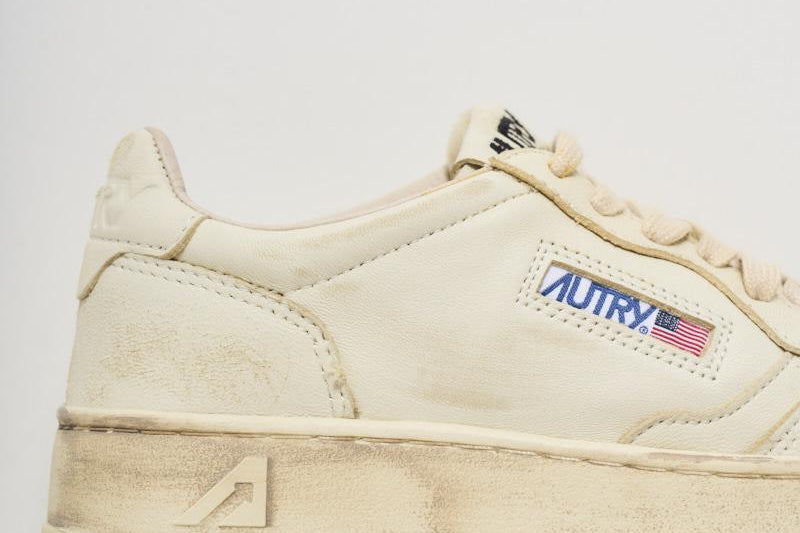 Sneakers donna Super vintage avorio AVLW GE01 AUTRY 