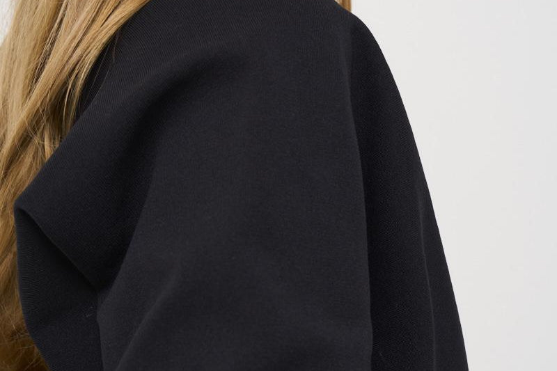 Maglia donna con incrocio nera F5SG30 Y69 LIVIANA CONTI 