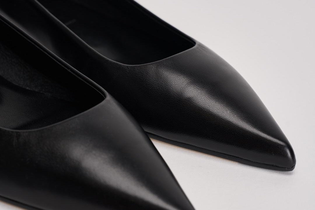 Ballerina donna a punta nera SNDP8FL130 BLACK AEYDE 