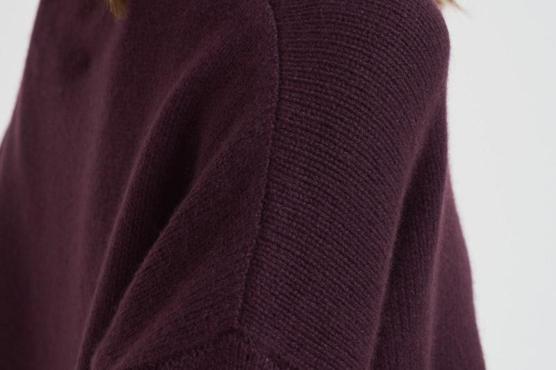 Dolcevita donna Heidi in cashmere bordeaux 202113 MAHOGANY LISA YANG 