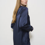 Camicia donna satinata blu Y5SM03 K92 SEMICOUTURE 