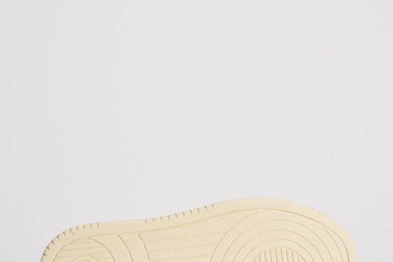 Sneakers donna Medalist Low panna e oro AULW SW01 AUTRY 