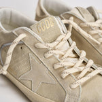 Sneakers donna Super Star grigio chiaro GWF00101 F00809415647 GOLDEN GOOSE 