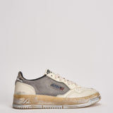 Sneakers donna Medalist Low Super Vintage bianco e argento AVLW ME01 AUTRY 