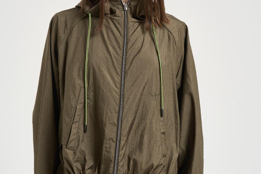 Giubbotto donna in tessuto tecnico verde oliva GI000356D 127017730 HERNO 