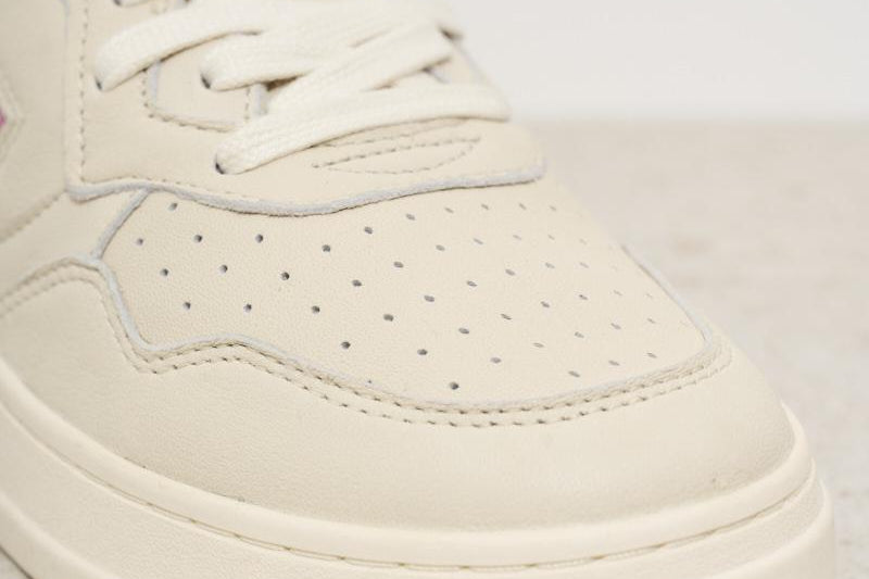 Sneakers uomo Medalist in nappa panna AULM SG27 AUTRY 