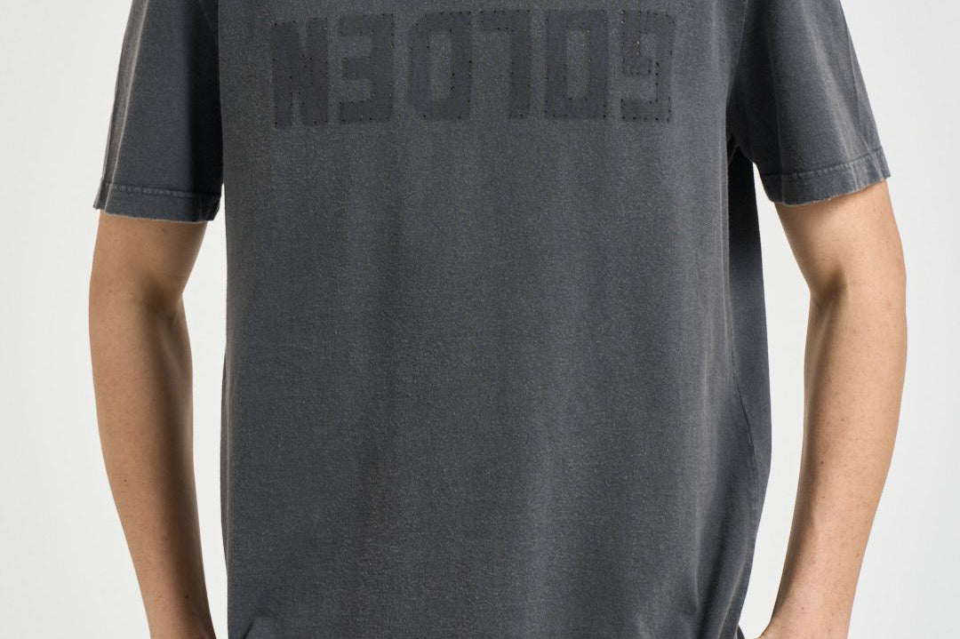 T-shirt uomo con stampa grigio antracite GMP01220 P00067160318 GOLDEN GOOSE 