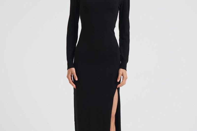 Abito donna lungo con spacco nero D550909 LIME013NERO P.a.r.o.s.h. 