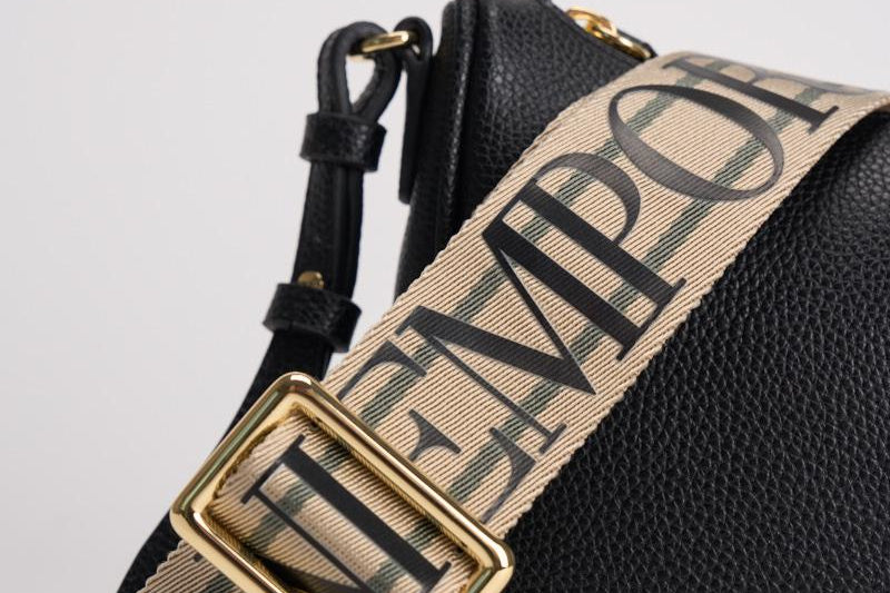 Borsa donna hobo nera EW000539 AF12103MC032 EMPORIO ARMANI 