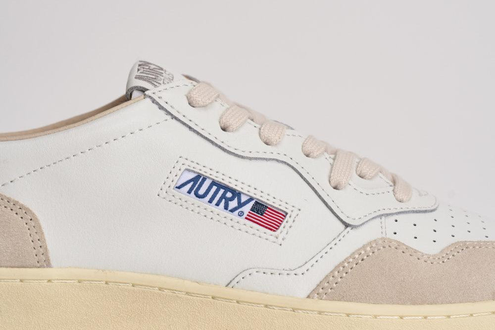 Sneakers uomo Medalist low in suede beige e marrone AULM LS15 AUTRY 