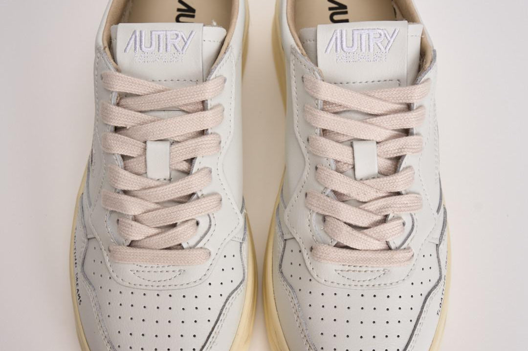 Sneakers Medalist Low donna AULW DL03 AUTRY 