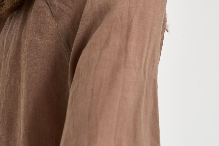 Blusa donna marrone con scollo perline S1194 126 BAZAR DELUXE 