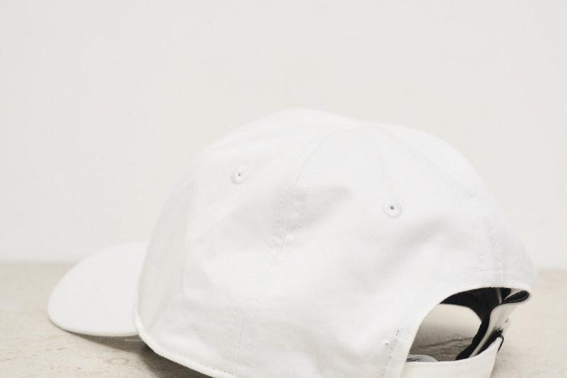 Cappellino uomo da baseball bianco AC282A 103 CP COMPANY 