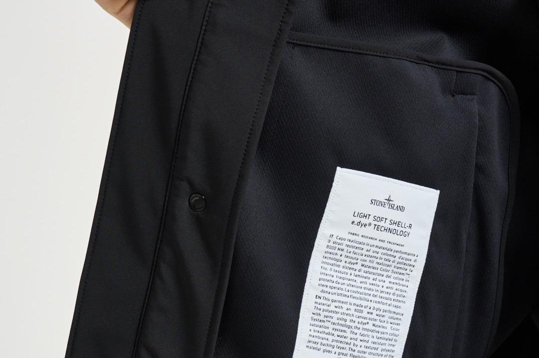 Giacca uomo con cappuccio nera 4100118 S0A22V0029 STONE ISLAND 