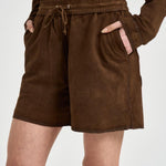 Shorts donna in camoscio marrone D210599 MARFA066 P.a.r.o.s.h. 