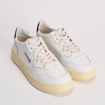 Sneakers uomo Medalist low bianca e nera AULM LL22 AUTRY 