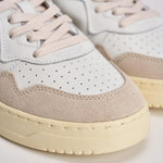 Sneakers uomo Medalist low in suede beige e blu AULM LS28 AUTRY 