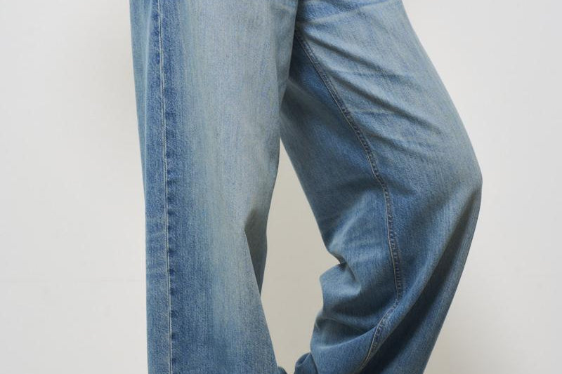 Jeans donna gamba dritta denim BETHANY ICONIC BLU HAIKURE 
