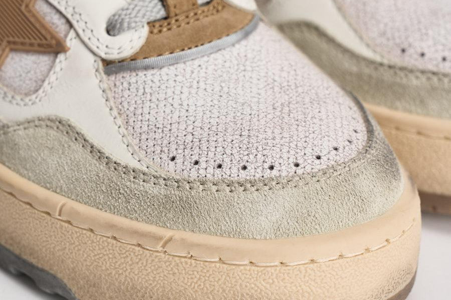 Sneakers uomo Forty2 bianca e marrone GMF00630 F00795711981 GOLDEN GOOSE 