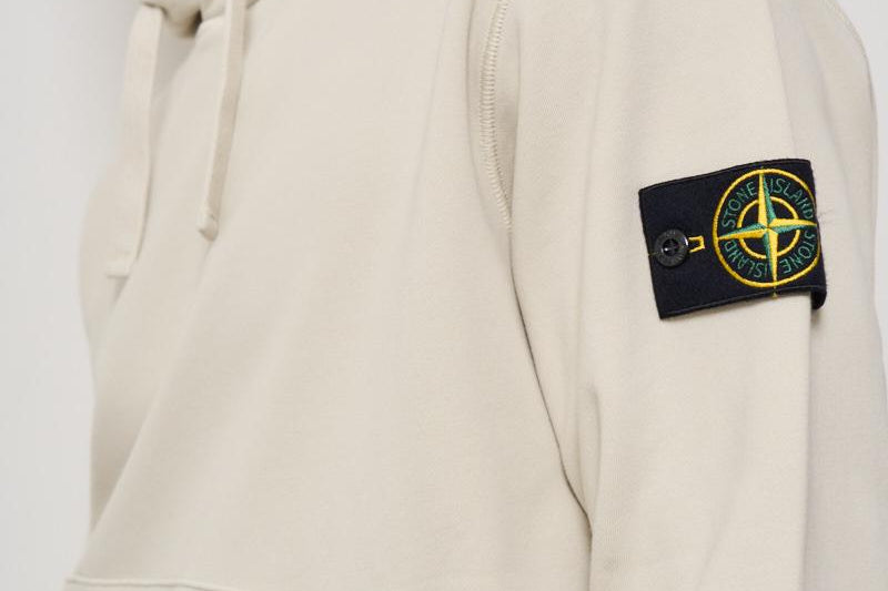 Felpa uomo panna con cappuccio 6100045 S0051V0095 STONE ISLAND 