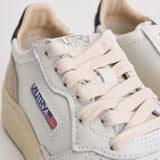 Sneakers donna medalist low in suede e nera AULW LS21 AUTRY 