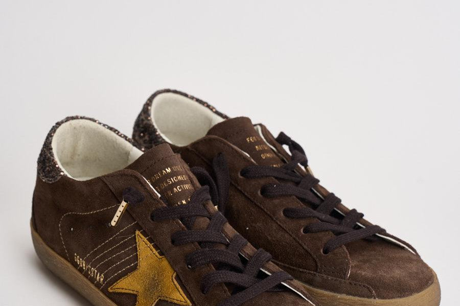 Sneakers donna Superstar in suede marrone GWF00102 F00810055736 GOLDEN GOOSE 