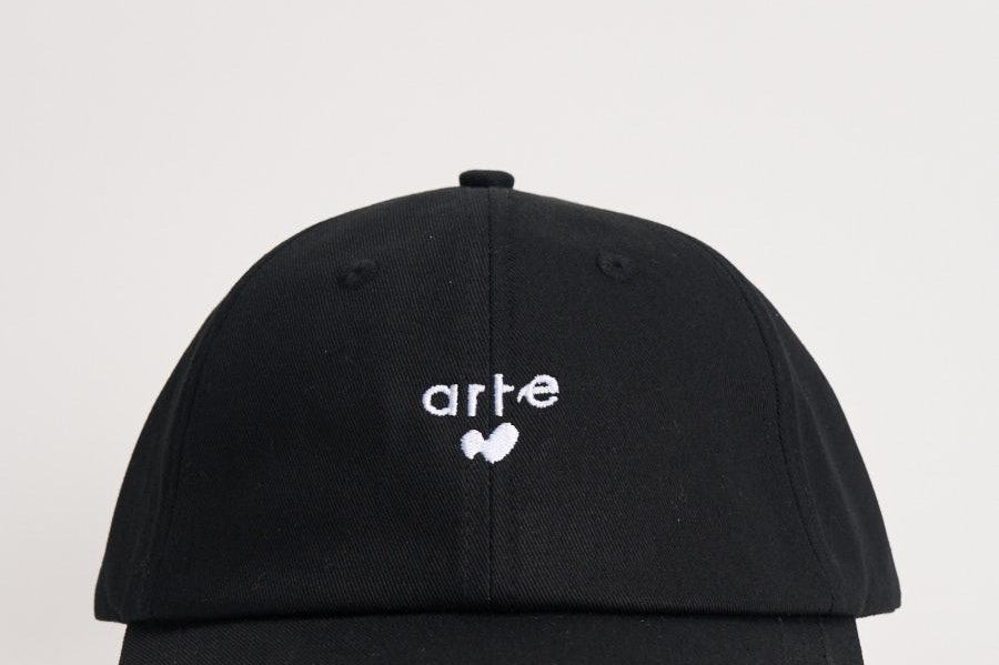 Cappello Heart logo nero 215AC 1 ARTE ANTWERP 