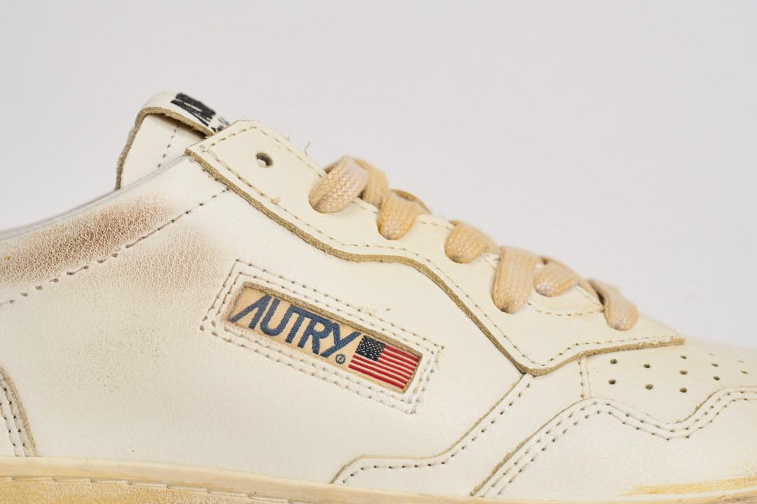 Sneakers uomo Sup Vint Low bianca AVLM SV07 AUTRY 