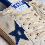 Sneakers uomo Ball Star bianco e blu elettrico GMF00117 F00219810327 GOLDEN GOOSE 