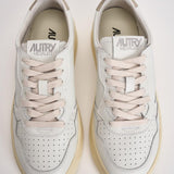 Sneakers Medalist donna bianca e sabbia AULW LL27 AUTRY 
