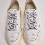 Sneakers donna Medalist bianca e cipria AULW SW02 AUTRY 
