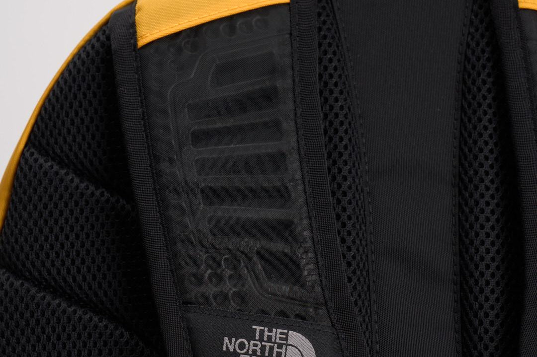 Zaino uomo Borealis Classic giallo CF9C 4WP THE NORTH FACE 