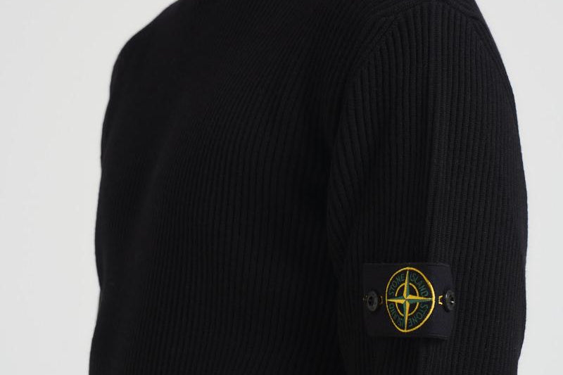 Dolcevita uomo a costine nera 5100052 S00C2V0029 STONE ISLAND 