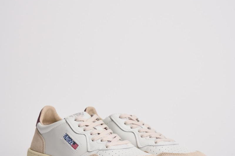 Sneakers uomo Medalist low in suede beige e bordeaux AULM LS03 AUTRY 
