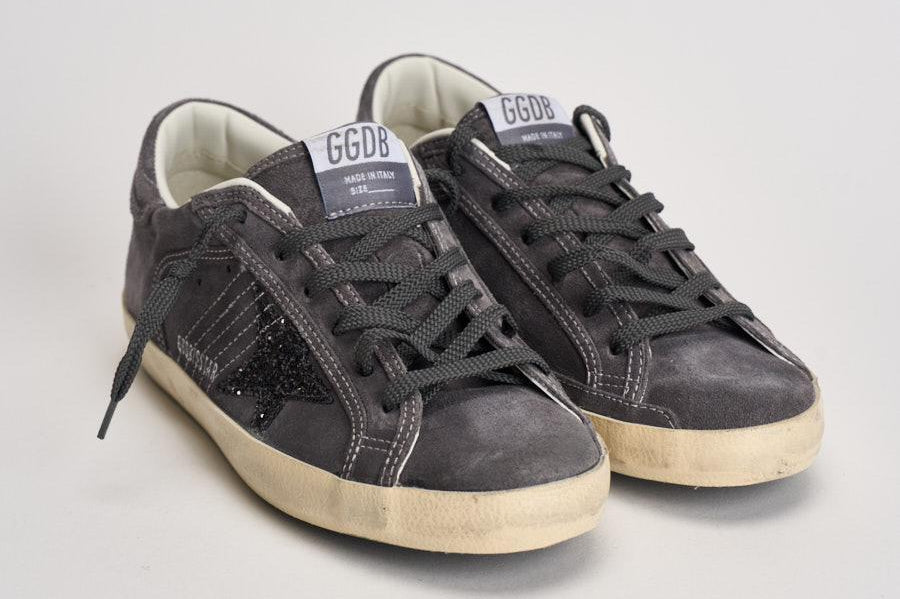 Sneakers donna Super Star in suede grigio GWF01002 F00814160661 GOLDEN GOOSE 