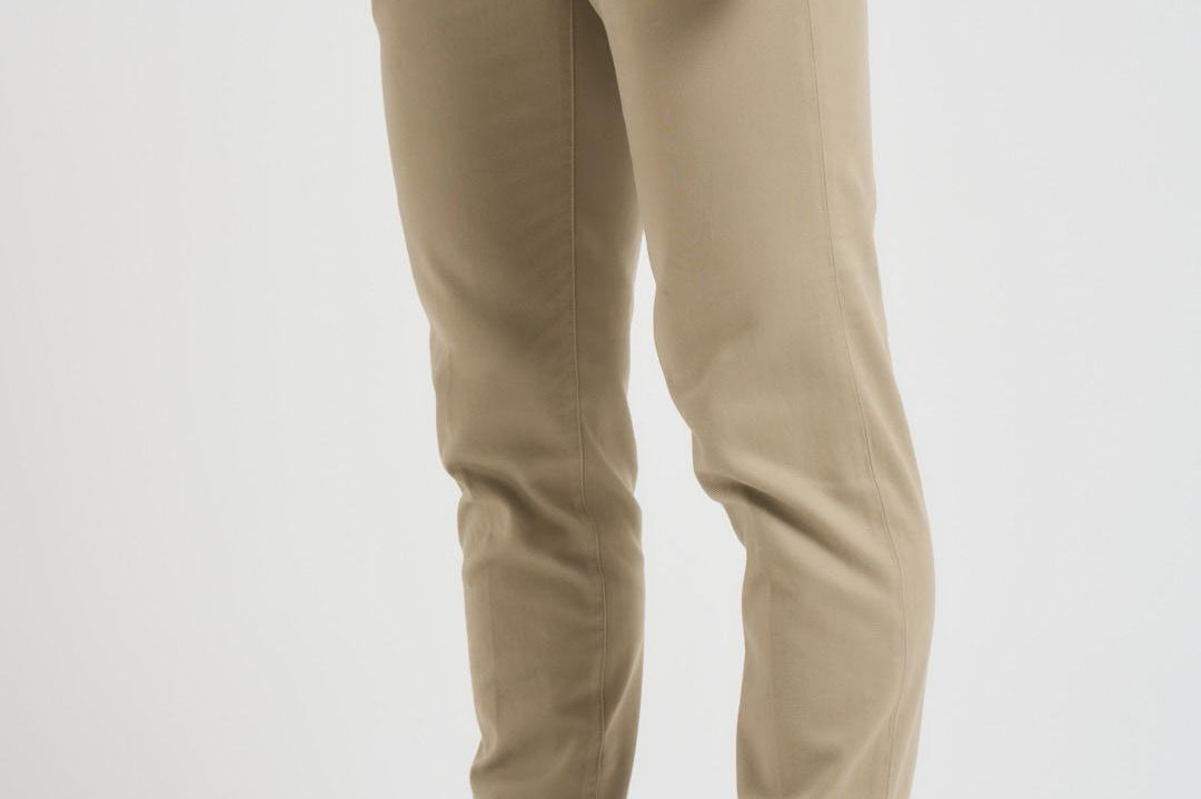 Pantaloni chino uomo P249MUCHA 24171306 RE-HASH 