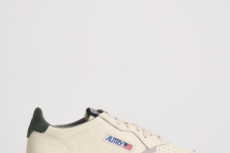 Sneakers uomo Medalist low verde AULM NE05 AUTRY 