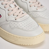 Sneakers uomo Medalist low bianca e arancione AULM LL26 AUTRY 