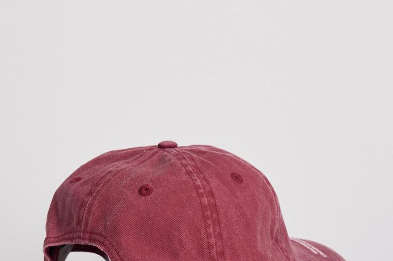 Cappellino uomo in denim rosso 1000527 641 LES DEUX 
